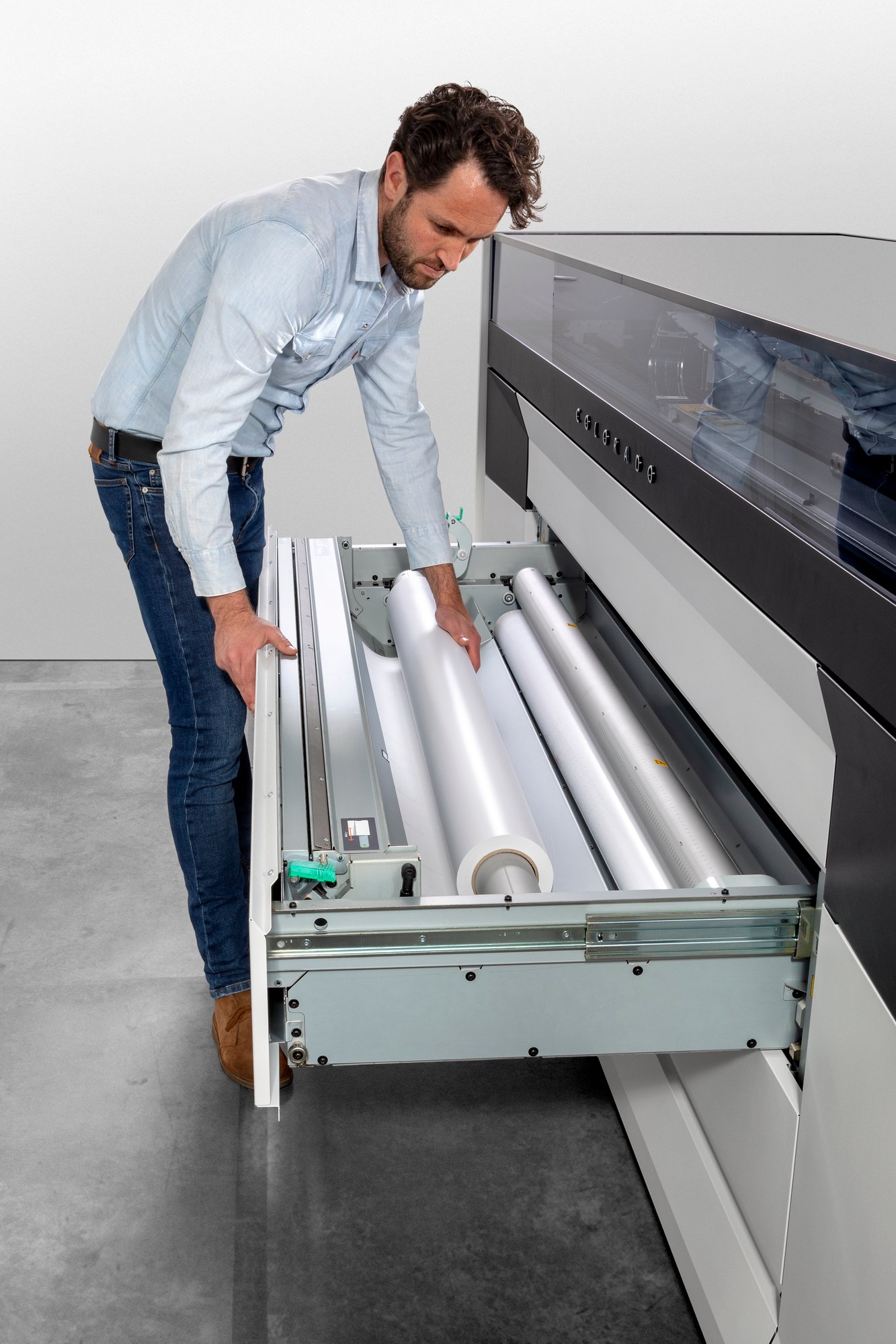Equipos imagePROGRAF formato ancho Canon LFP en Colombia